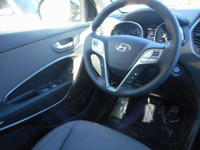 Hyundai Santa Fe 2017 photo 12